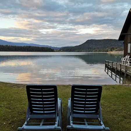 Vendégház Gaestehaus Lutschounig