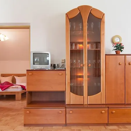 Gaestehaus Lutschounig Faak am See