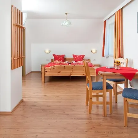 Gaestehaus Lutschounig Faak am See