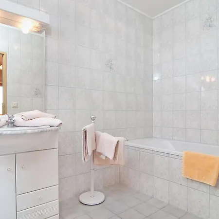 Gaestehaus Lutschounig Affittacamere