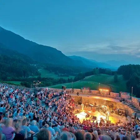 Gaestehaus Lutschounig Фаак-ам-Зее
