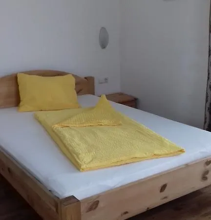 Gaestehaus Lutschounig Affittacamere 3*