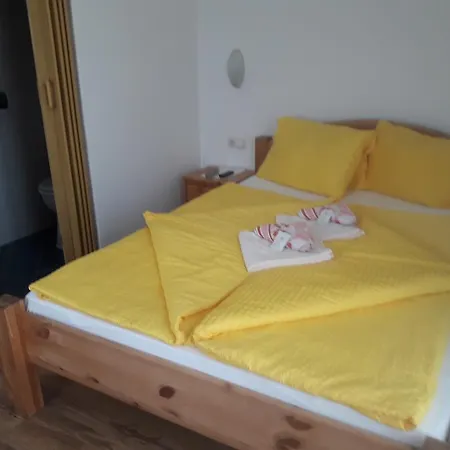 Affittacamere Gaestehaus Lutschounig