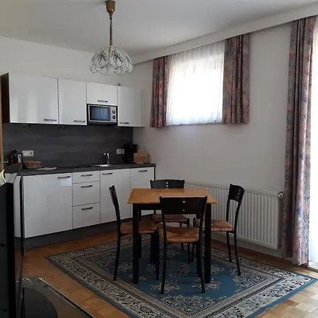 Gaestehaus Lutschounig Faak am See