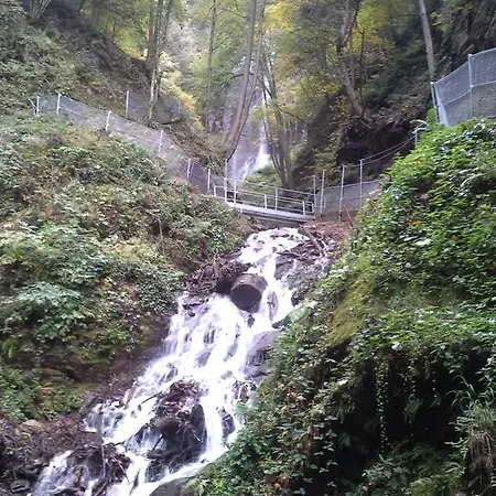 Gaestehaus Lutschounig