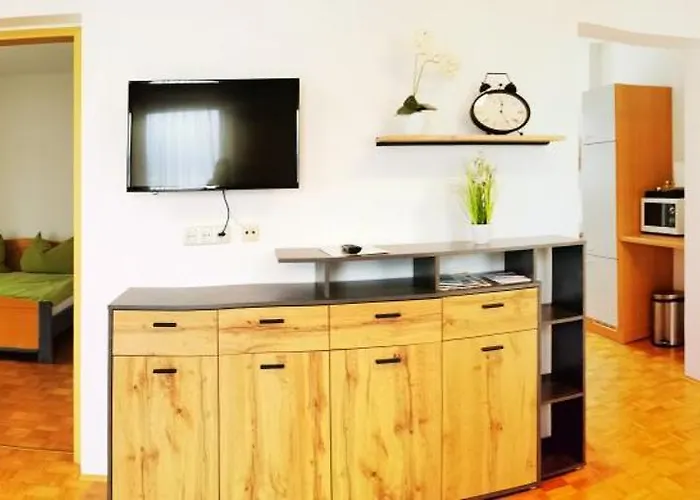 Gaestehaus Lutschounig