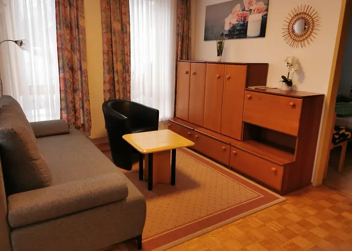 Gaestehaus Lutschounig