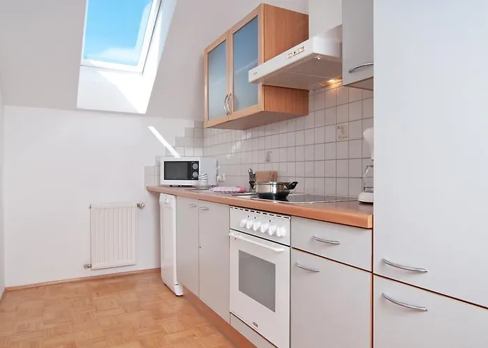 Gaestehaus Lutschounig