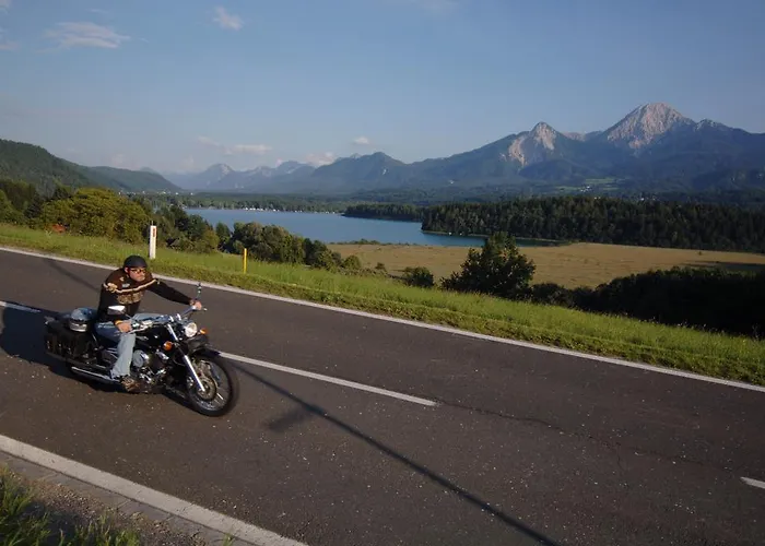 בית הארחה Gaestehaus Lutschounig 3*