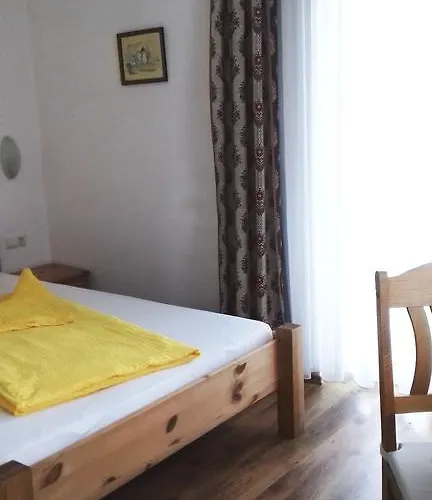 Gaestehaus Lutschounig