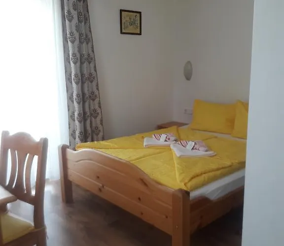 Gaestehaus Lutschounig בית הארחה