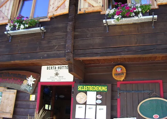 Gaestehaus Lutschounig פאק אם סי