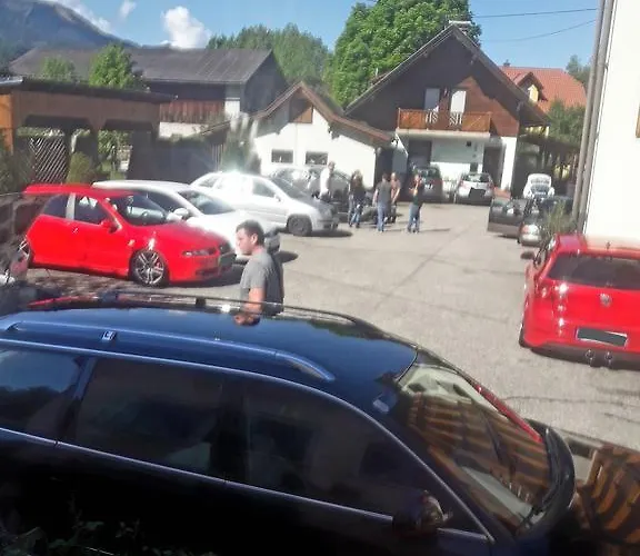 Gaestehaus Lutschounig 3*